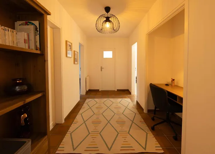 Josephine With Swimmingpool In Villa Ares