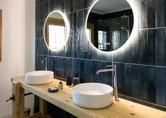 Josephine With Swimmingpool In Ares